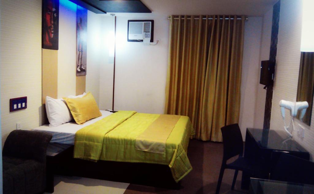 Icon Hotel North Edsa Quezon City Kamer foto