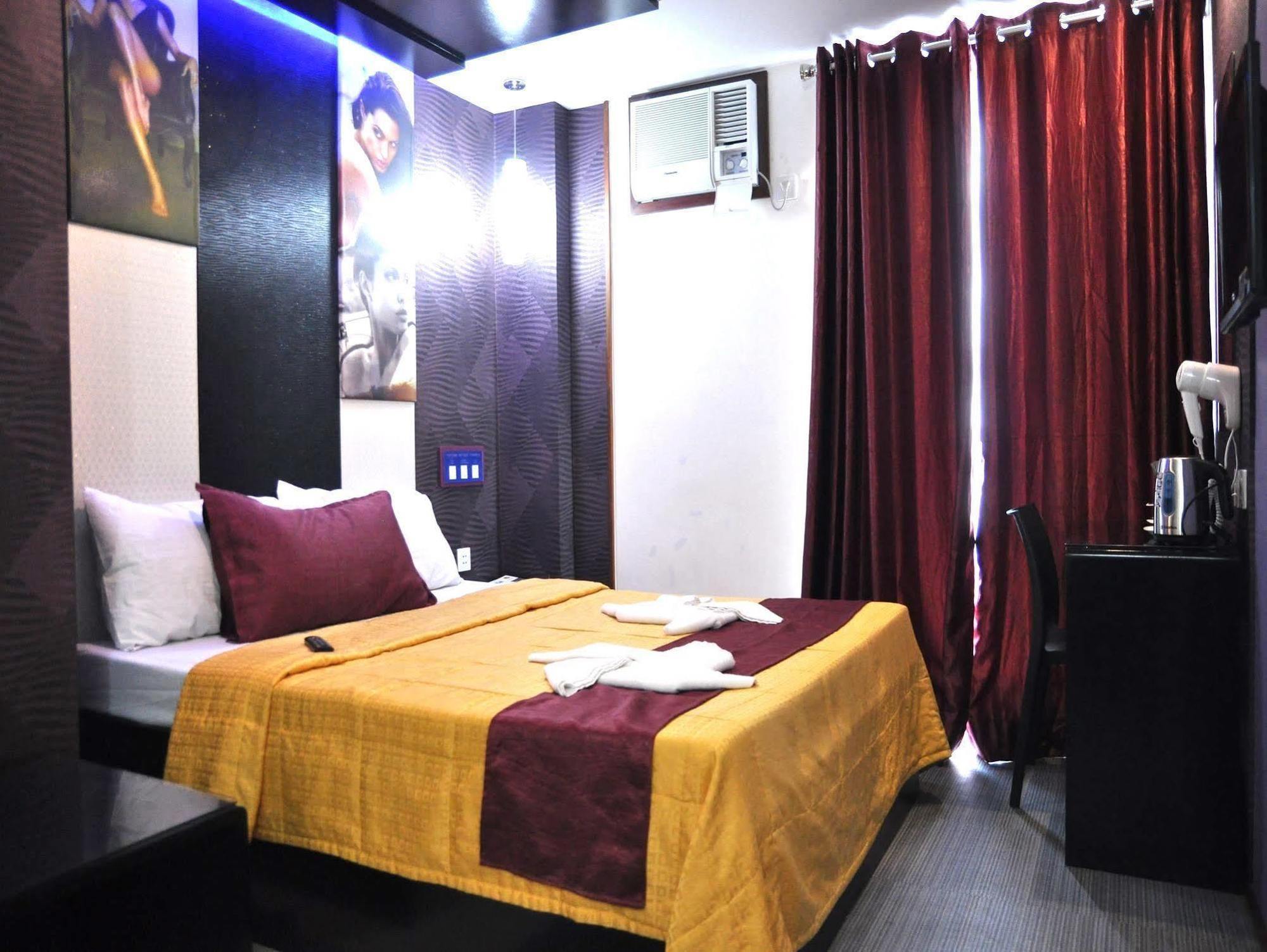 Icon Hotel North Edsa Quezon City Buitenkant foto